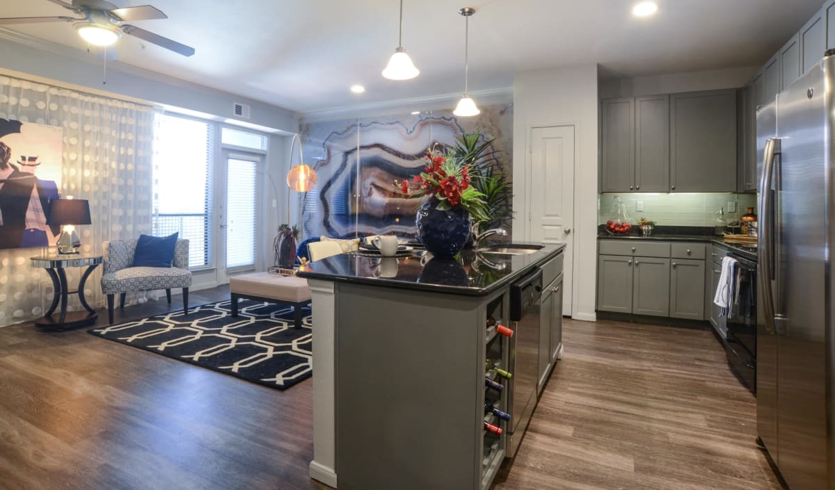 Beverly Austin Apartments